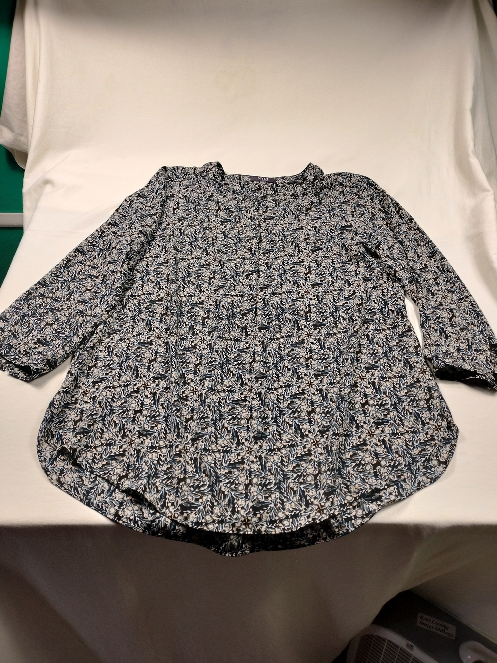 NYDJ Navy and White Floral Print Blouse